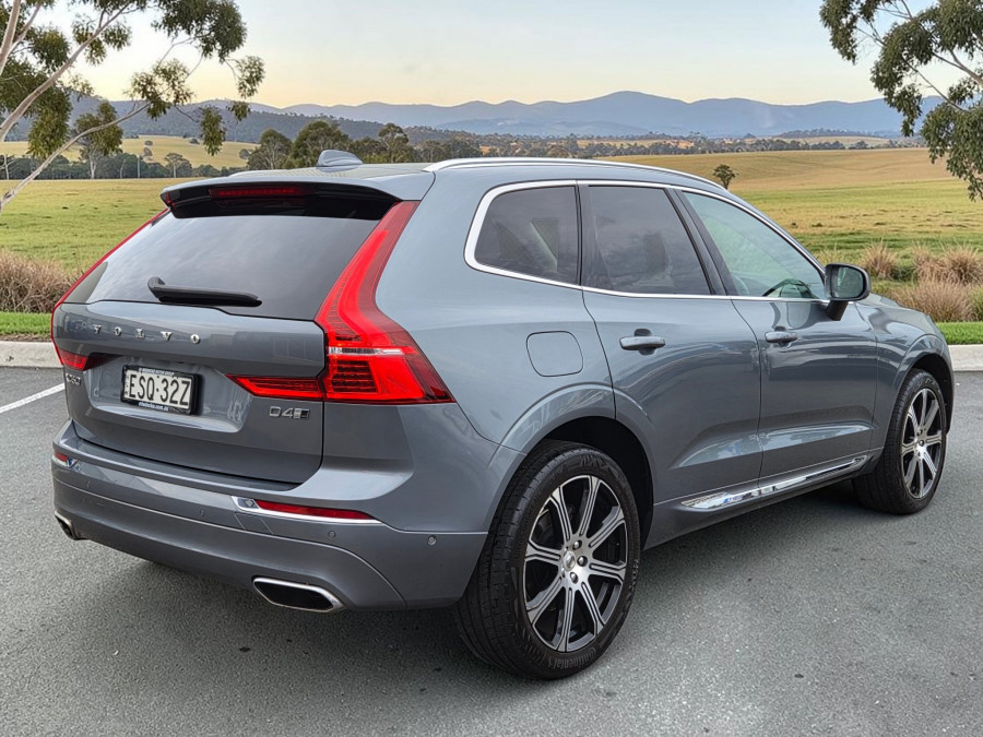 2018 Volvo XC60 UZ D4 Inscription SUV Image 7