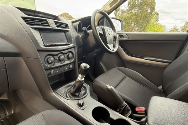 2018 Mazda BT-50 UR XT Cab Chassis Image 15