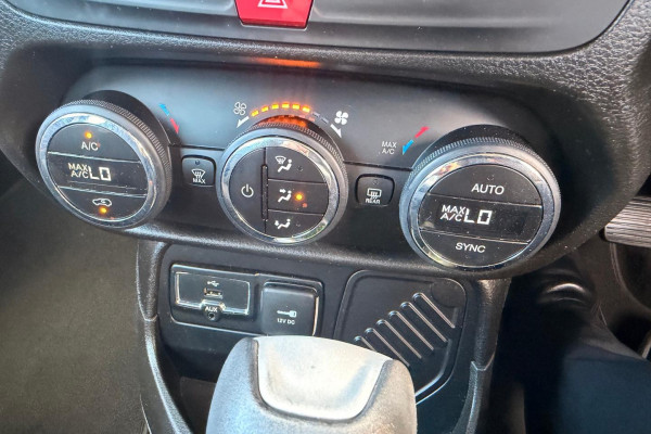 2017 Jeep Renegade BU Longitude SUV Image 16