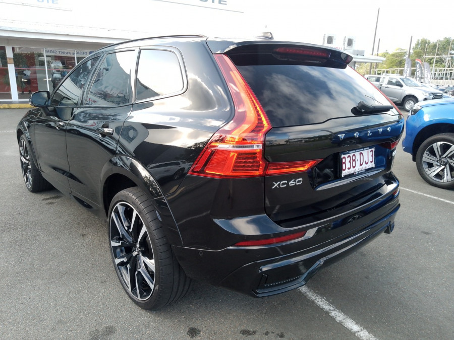 2021 MY22 Volvo XC60 UZ B6 R-Design SUV Image 10