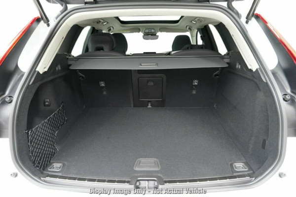 2025 MY26 Volvo XC60 UZ Plus B5 Bright SUV Image 8