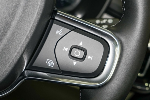 2025 MY26 Volvo XC40 XZ Plus B4 SUV Image 13