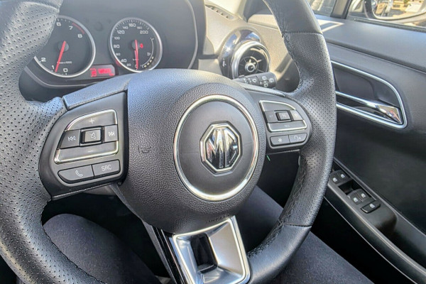 2020 MG MG3 SZP1 Core Hatch Image 20