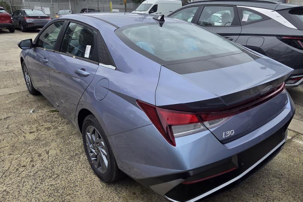 2026 Hyundai i30 CN7.V4 Hybrid Sedan Image 3