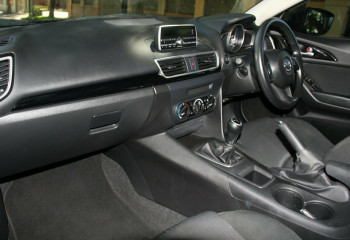 2016 Mazda 3 BN5476 Neo SKYACTIV-MT Hatchback