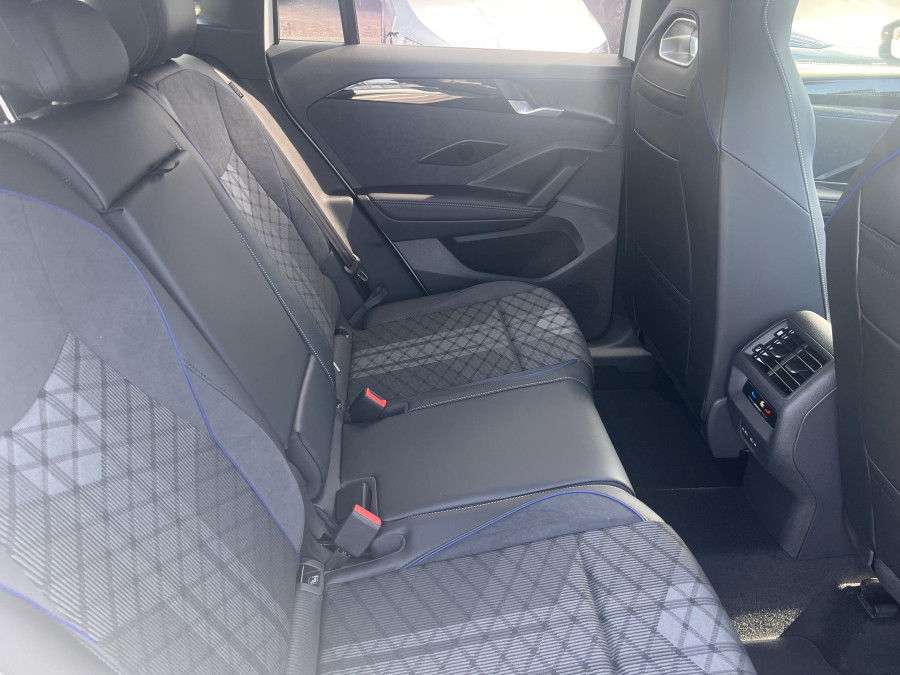 2026 Volkswagen Tiguan CT 150TSI R-Line SUV Image 9