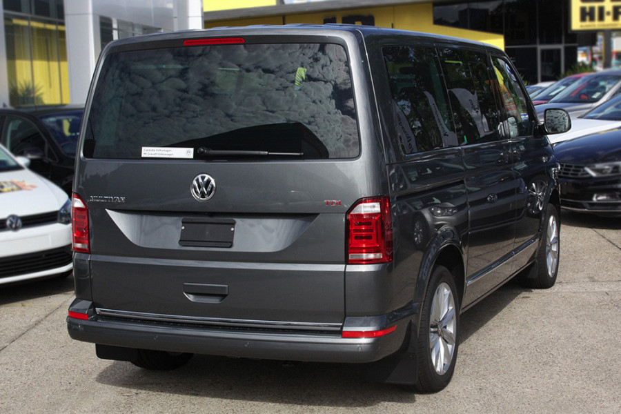 Volkswagen multivan 2017