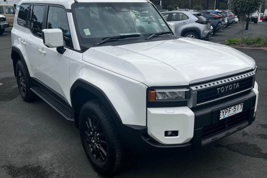 2024 Toyota LandCruiser Prado GDJ251R GXL SUV Image 8