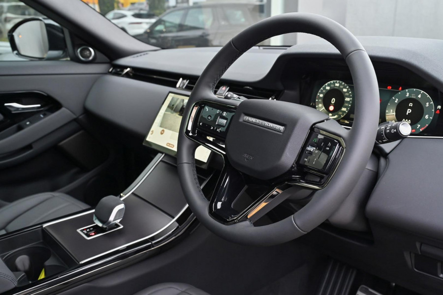 2026 MY26.5 Land Rover Range Rover Evoque L551 P250 Dynamic SE SUV