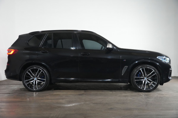 2019 BMW X5 M50d SUV image 4