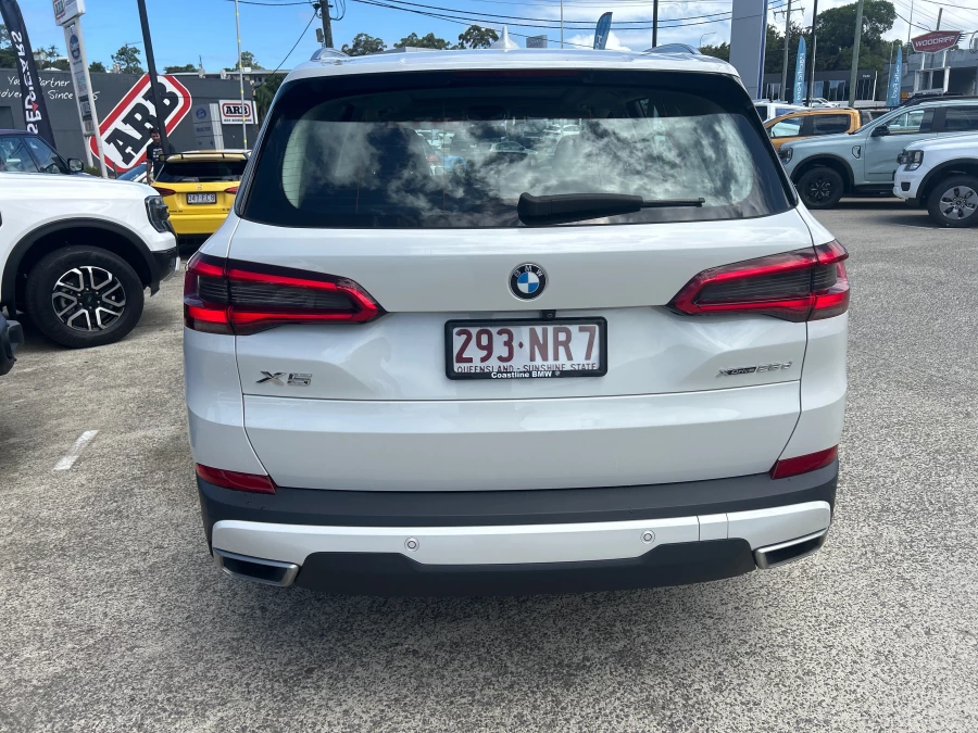 2020 BMW X5 G05 xDrive25d SUV Image 5