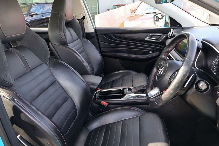 2022 MG HS SAS23 Essence SUV Image 12