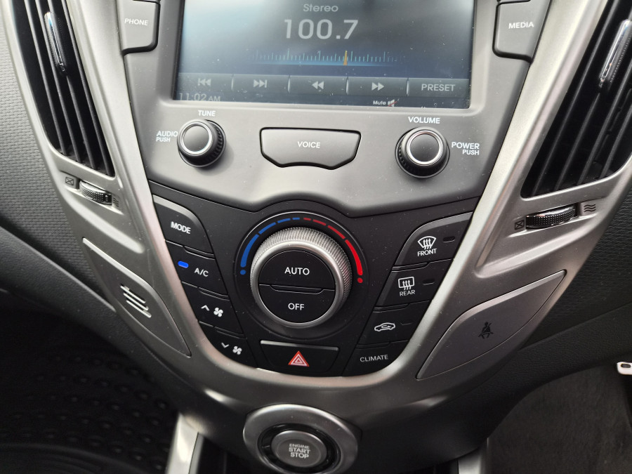2016 Hyundai Veloster FS4 Series II + Hatch Image 14
