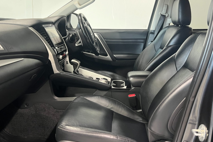 2022 Mitsubishi Pajero Sport QF GLS SUV Image 11