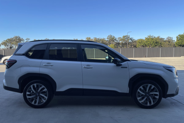 2026 Subaru Forester S6 Hybrid Touring SUV Image 2