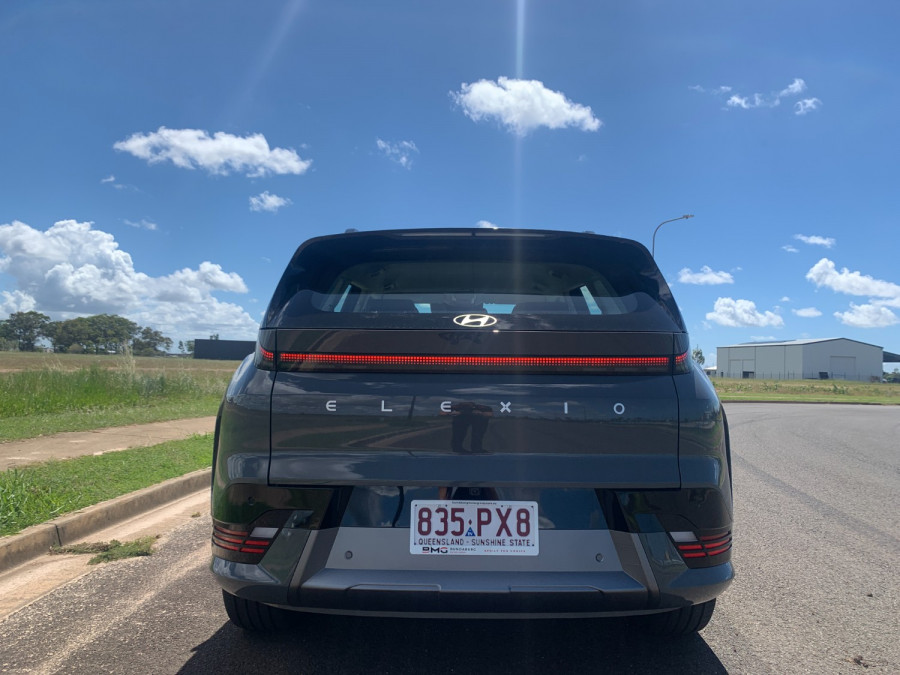 2026 Hyundai ELEXIO OE1.V1 Elite SUV Image 8