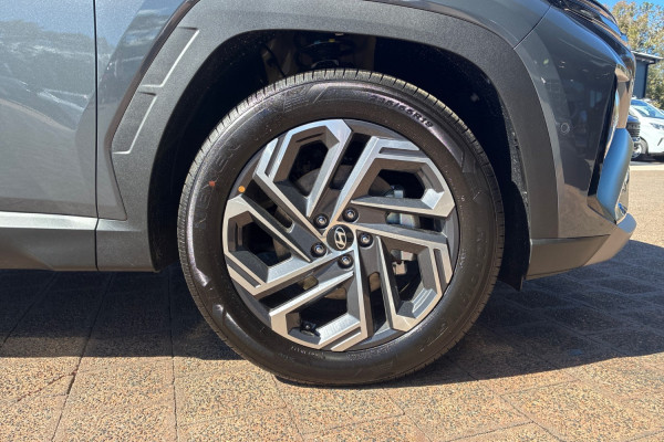 2026 Hyundai Tucson NX4.V4 Hybrid Premium SUV Image 6