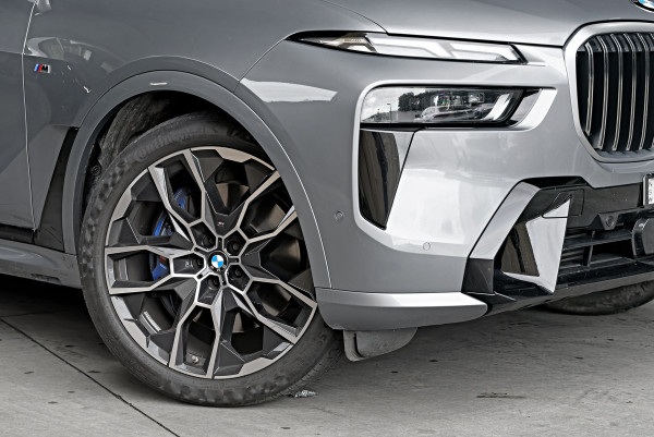 2023 BMW X7 G07 LCI xDrive40d M Sport Wagon image 6