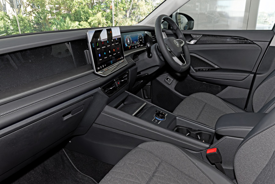 2025 Volkswagen Tayron R4 110TSI Life SUV Image 8