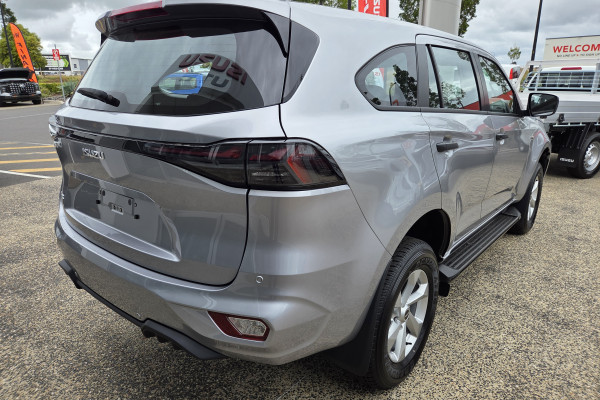 2026 MY25.5 Isuzu MU-X RJ LS-M SUV Image 3