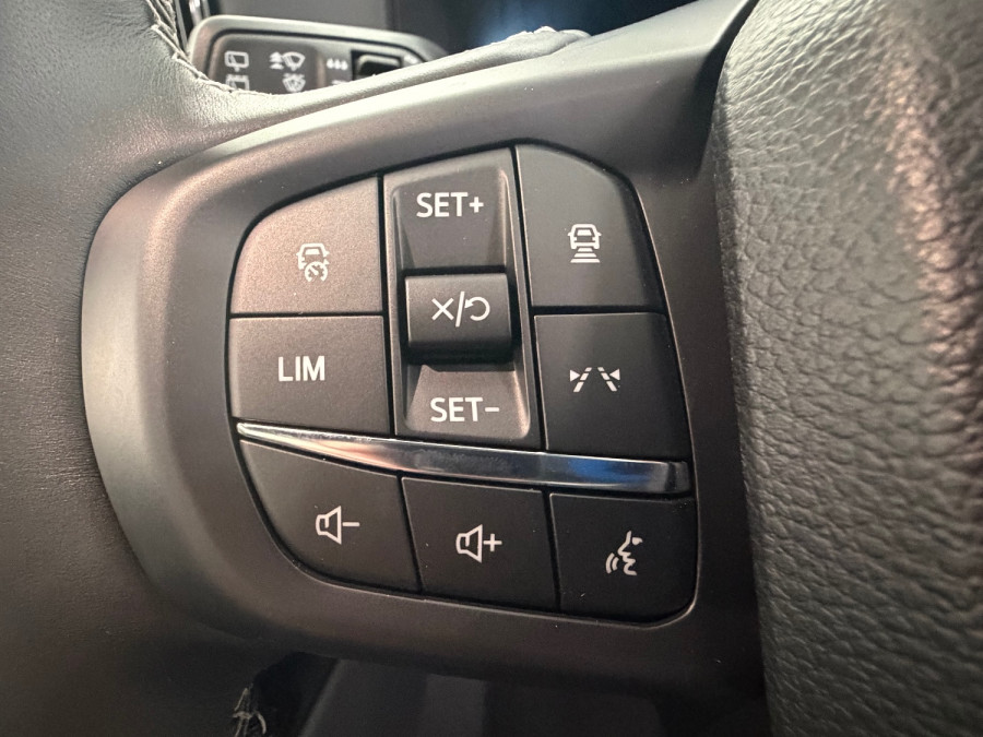 2026 MY26.5 Ford Everest UB Platinum SUV Image 12