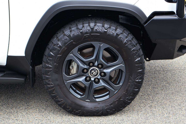 2022 Toyota LandCruiser FJA300R GR Sport SUV Image 7
