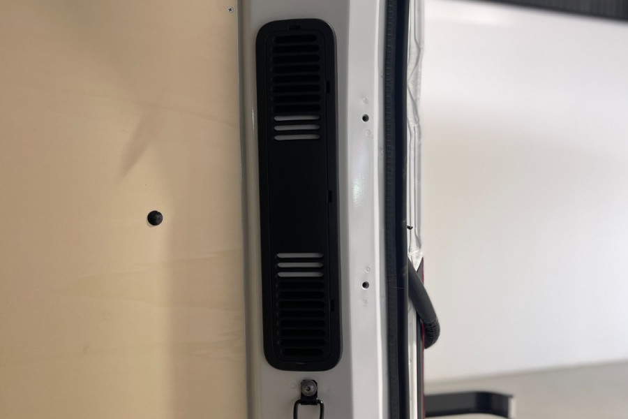 2024 Renault Master X62 Phase 2 Pro 110kW Van Image 25