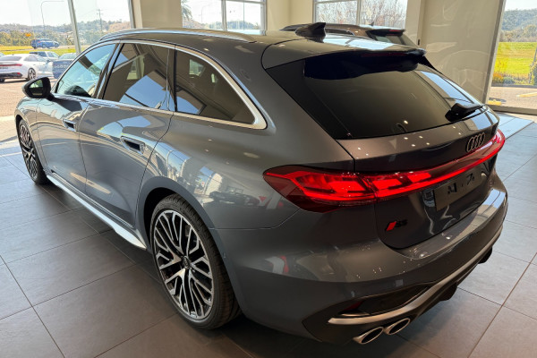 2026 Audi S5 Wagon Image 6