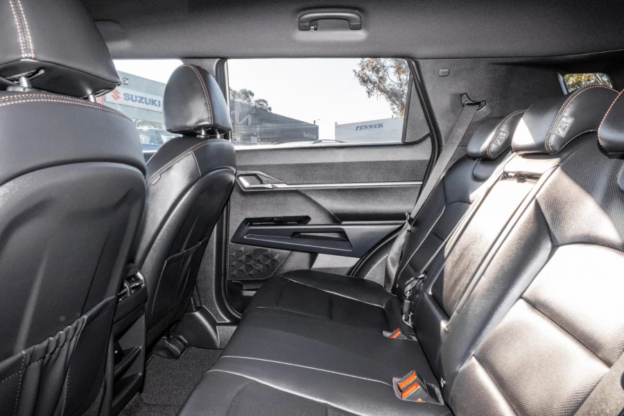 2025 KGM Torres J116 Adventure SUV Image 9