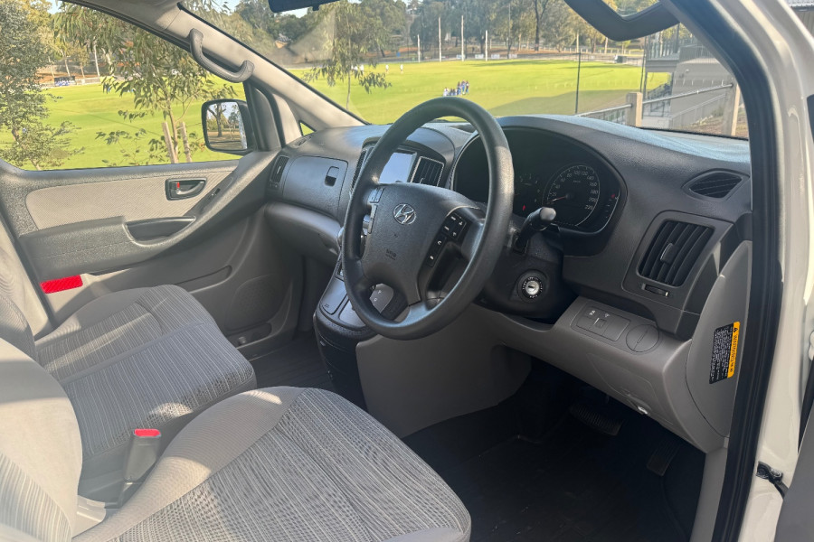 2020 Hyundai iLoad TQ4  Van Image 12