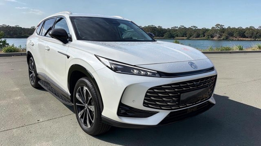 2025 MG HS AS33P Super Hybrid Essence SUV Image 1