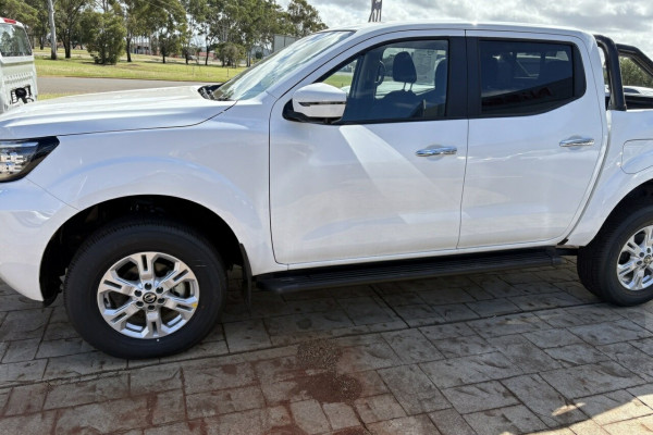 2024 MY25 Nissan Navara D23 ST Ute