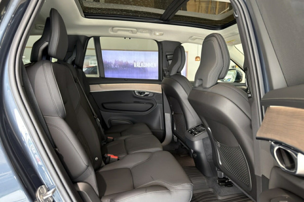 2026 Volvo XC90 L Series Plus B5 Bright SUV Image 9