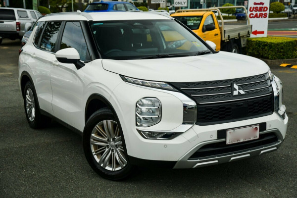 2024 Mitsubishi Outlander ZM LS SUV