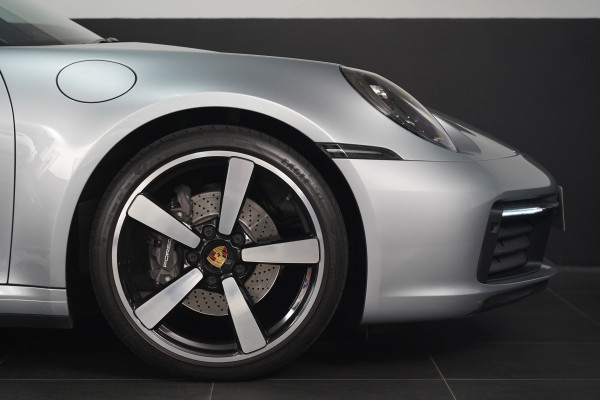 2020 Porsche 911 Carrera Coupe Image 17
