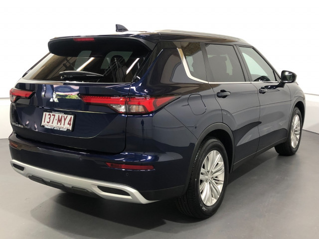 2023 Mitsubishi Outlander ZM LS SUV
