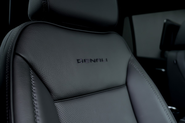 2025 GMC Yukon  Denali Wagon Image 23