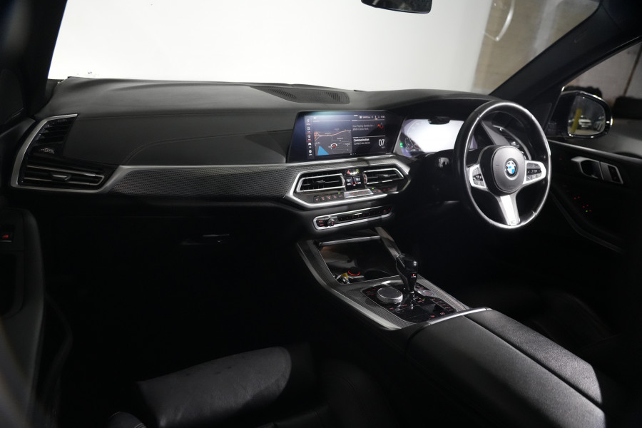 2019 BMW X5 M50d SUV
