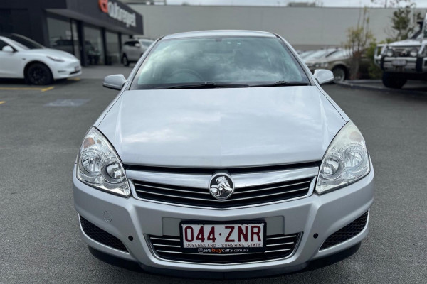 2008 Holden Astra AH CD Hatch Image 3