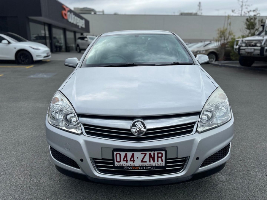 2008 Holden Astra AH CD Hatch Image 3
