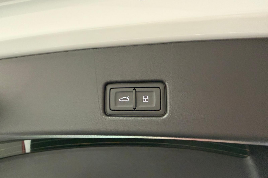 2025 Audi Q4 e-tron F4 45 SUV