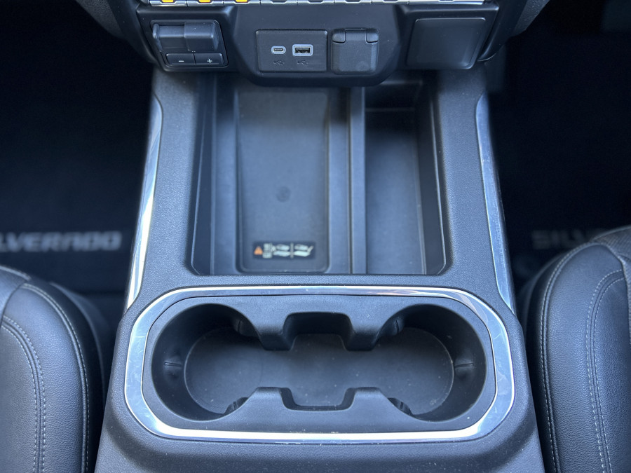 2021 Chevrolet Silverado T1 Ute Image 17