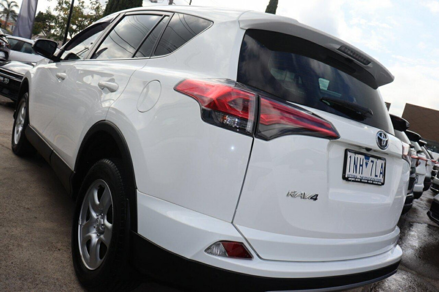 2018 Toyota RAV4 ZSA42R GX SUV Image 10