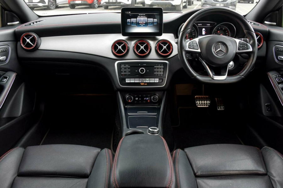 2017 Mercedes-Benz CLA-Class Wagon Image 10