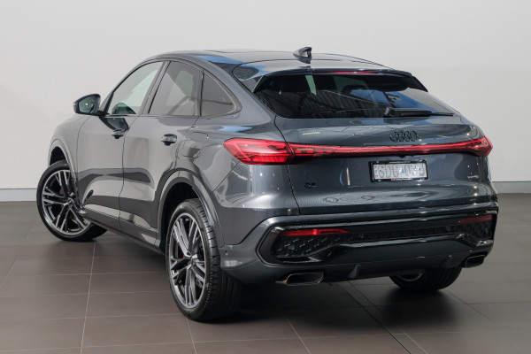 2026 Audi Q5 e-hybrid 270kW SUV image 2