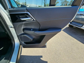 2024 Mitsubishi Outlander ZM Aspire SUV image 17