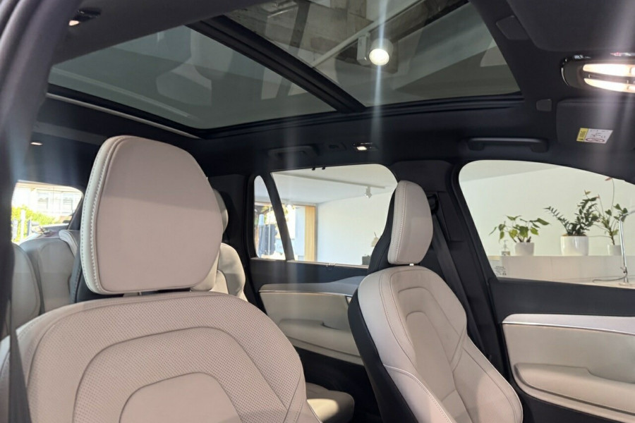 2024 MY25 Volvo XC90 L Series Ultra T8 Plug-In Hybrid SUV Image 14