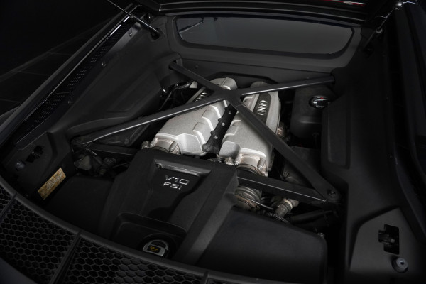 2018 Audi R8 V10 RWS  Coupe Image 43
