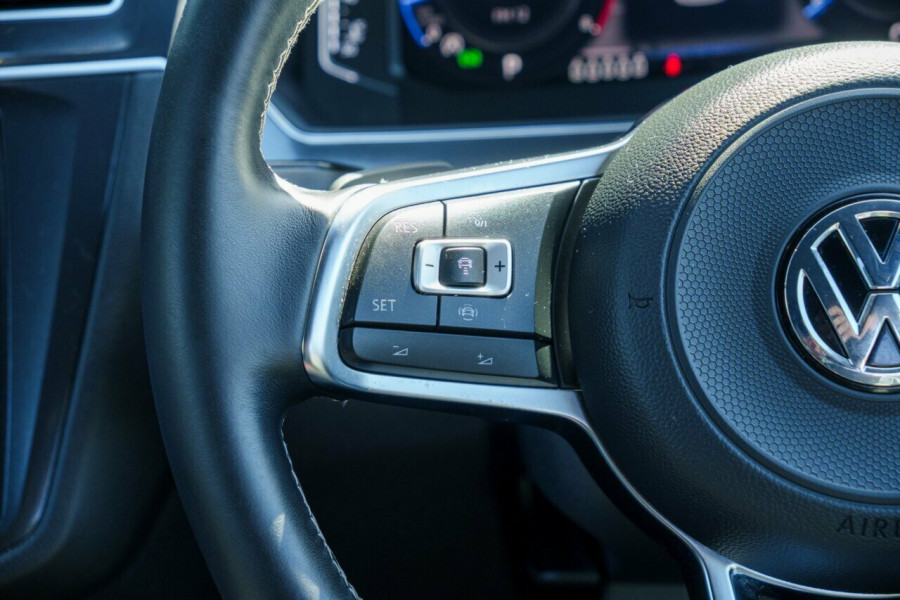 2021 MY22 Volkswagen Tiguan 5N 162TSI R-Line Allspace SUV Image 13