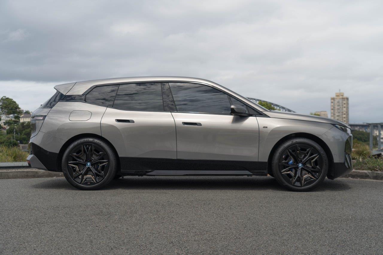 2022 BMW Ix M60 SUV Image 7
